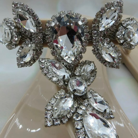 💎Women’s Beige Rhinestone Sandals💎 - Picture 5 of 5